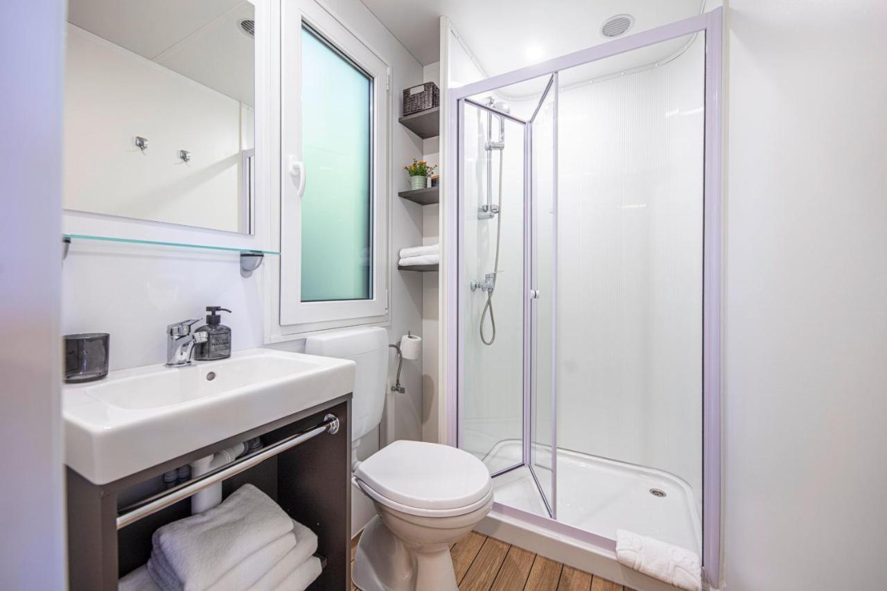 Porton Mobile Home 罗维尼 外观 照片